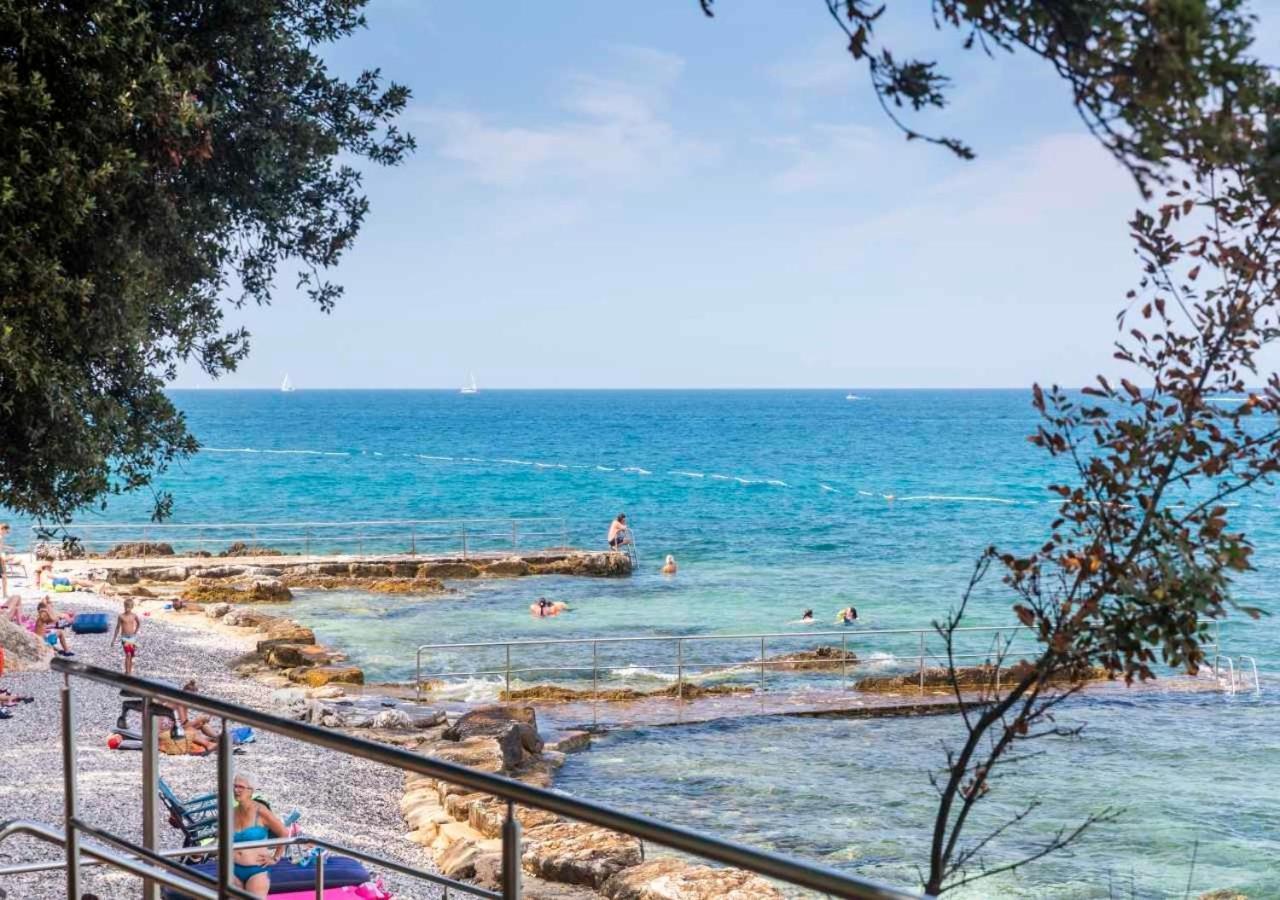 Camping Bijela Uvala - Eurocamp I Homair Пореч Екстериор снимка
