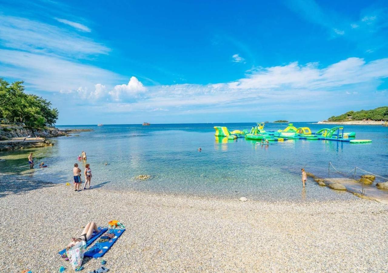 Camping Bijela Uvala - Eurocamp I Homair Пореч Екстериор снимка